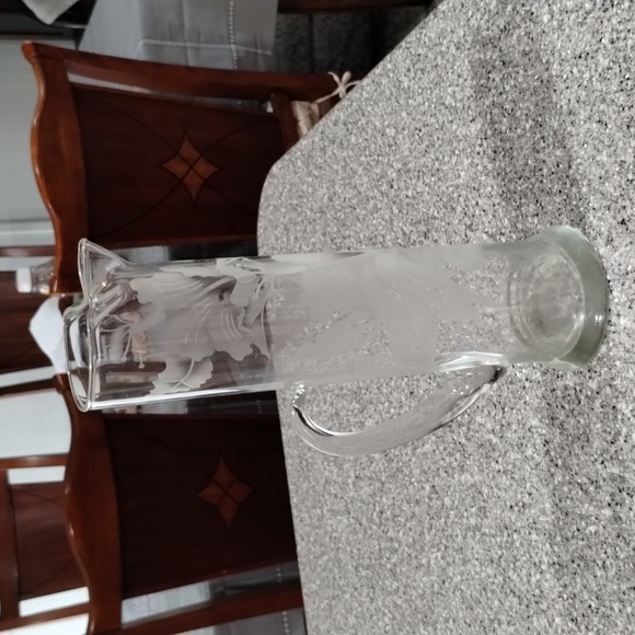 VTG West Virginia Etched Glass Orchid or Gazelle flower Empire Cocktail Pitcher - Picture 2 of 13